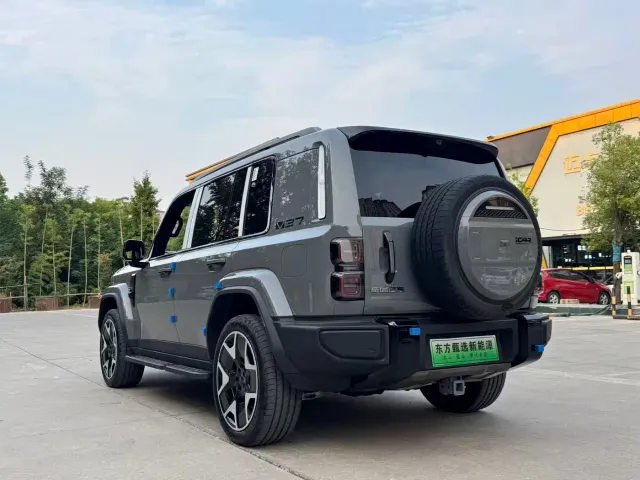 iCAR V27 — Фото автомобиля 13