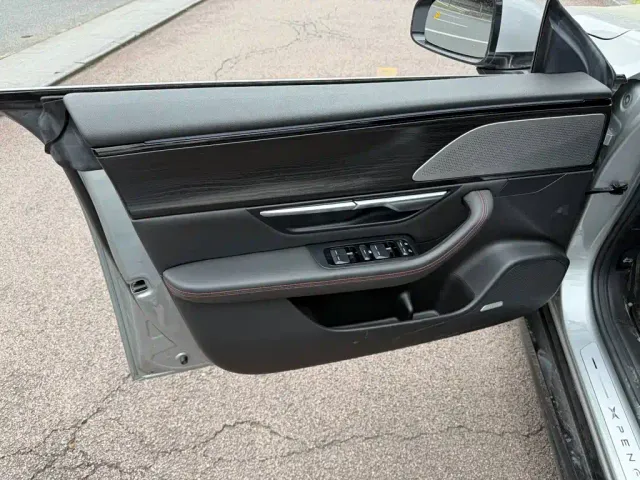 Xpeng P7 — Фото автомобиля 6