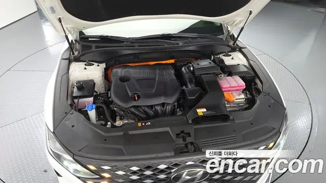 Hyundai Grandeur Grandeur (New) Hybrid — Фото автомобиля 8