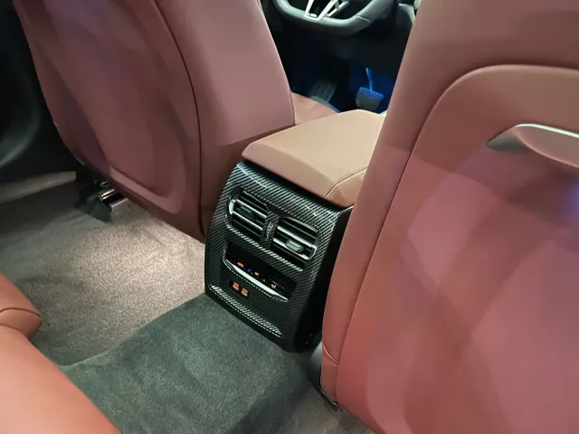 BMW 3 Series — Фото автомобиля 24