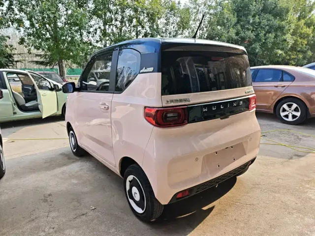 Wuling Hongguang Mini EV — Фото автомобиля 4