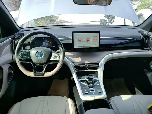 BYD Song Pro — Фото автомобиля 9