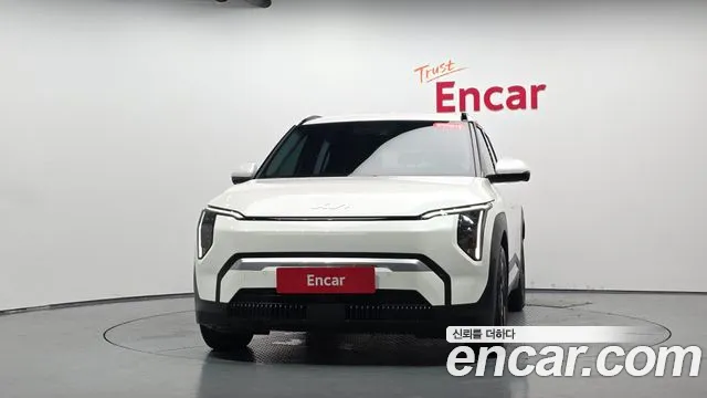 Kia EV3 — Фото автомобиля 3