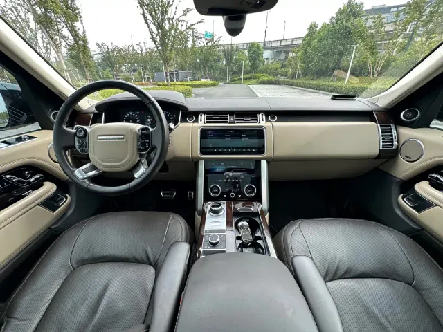 Land Rover Range Rover — Фото автомобиля 8