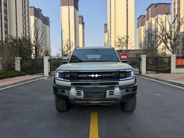 BYD FangChengBao Leopard 5 — Фото автомобиля 2