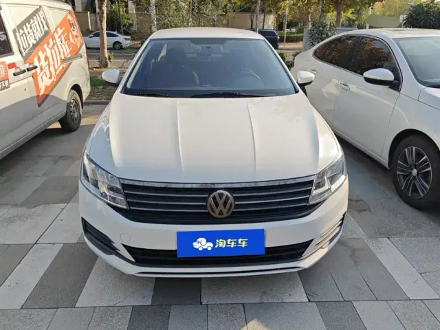 Volkswagen Lavida — Фото автомобиля 2