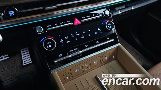 Hyundai Santafe — Фото автомобиля 15