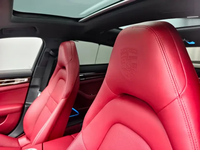 Porsche Panamera — Фото автомобиля 8