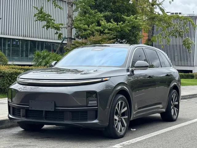 Фотография автомобиля — Li Auto L7