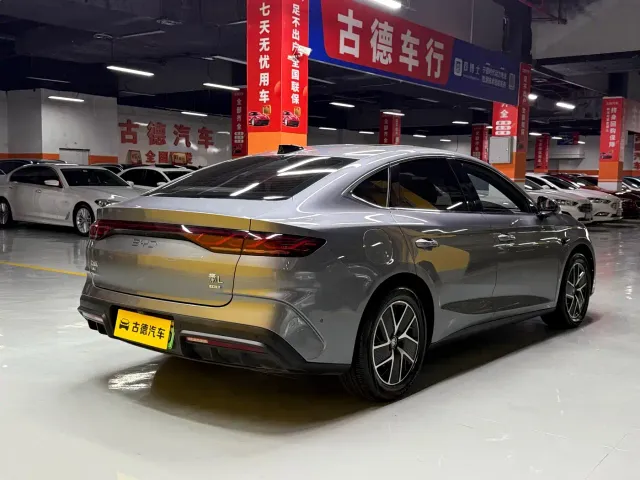 BYD Qin L — Фото автомобиля 5