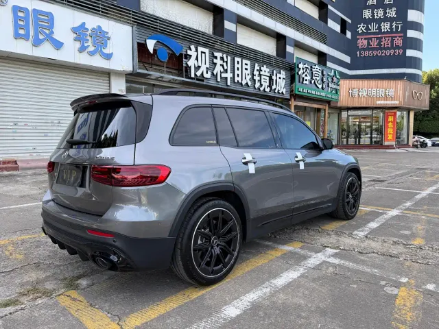 Mercedes-Benz GLB AMG — Фото автомобиля 9