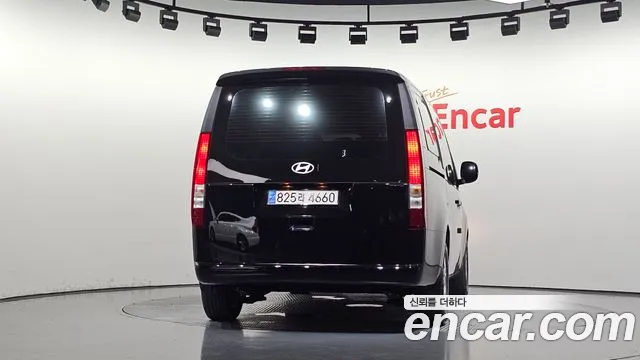 Hyundai Staria — Фото автомобиля 4