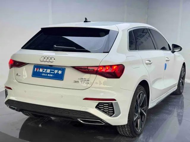 Audi A3 — Фото автомобиля 4