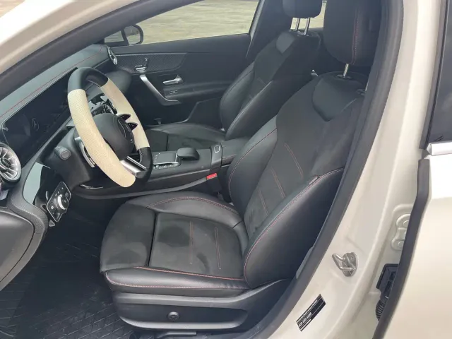 Mercedes-Benz A-Class — Фото автомобиля 8