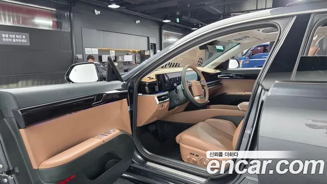 Hyundai Grandeur Grandeur (GN7) 2.5 Бензин 2WD — Фото автомобиля 10