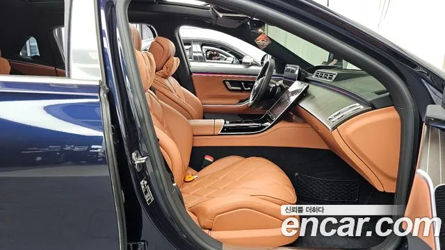 Mercedes-Benz S-Class — Фото автомобиля 10