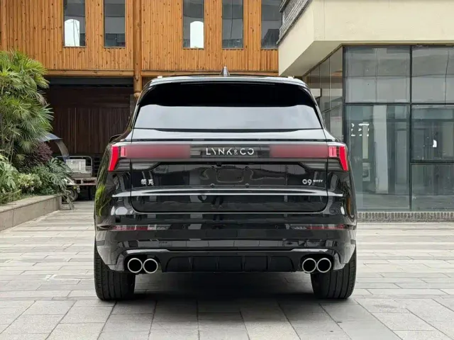 Lynk & Co 09 — Фото автомобиля 3
