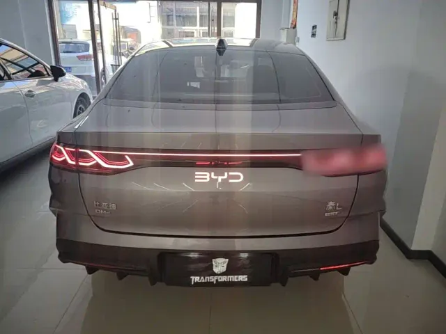 BYD Qin L — Фото автомобиля 5