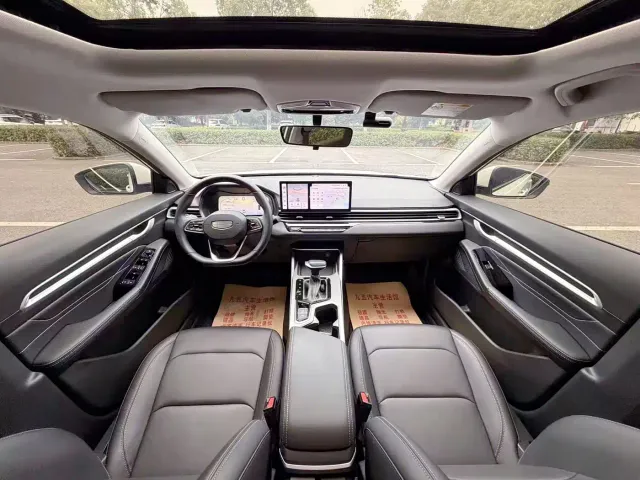 Geely Emgrand 2025 4th Gen 4 Million Commemorative Edition 1.5L CVT Soar — Фото автомобиля 12