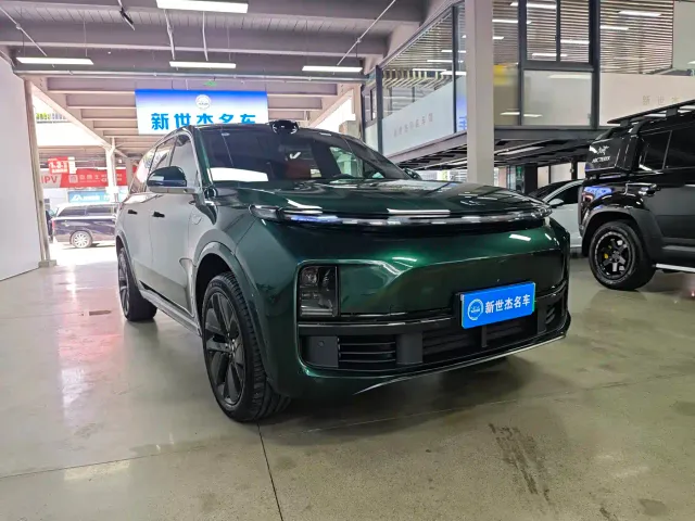 Li Auto L9 — Фото автомобиля 3