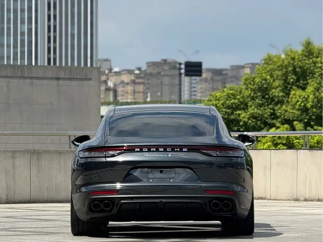 Porsche Panamera — Фото автомобиля 4
