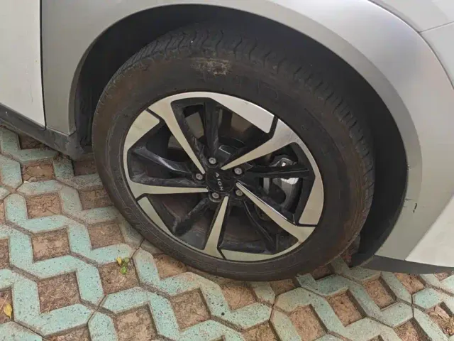 GAC Aion Y — Фото автомобиля 6