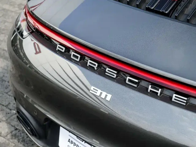 Porsche 911 — Фото автомобиля 13