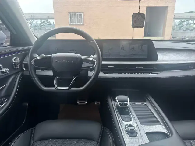 Chery Arrizo 8 — Фото автомобиля 4