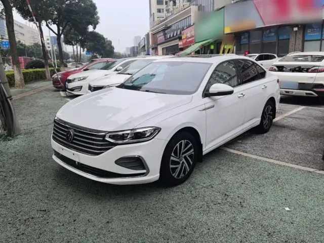 Фотография автомобиля — Volkswagen Lavida