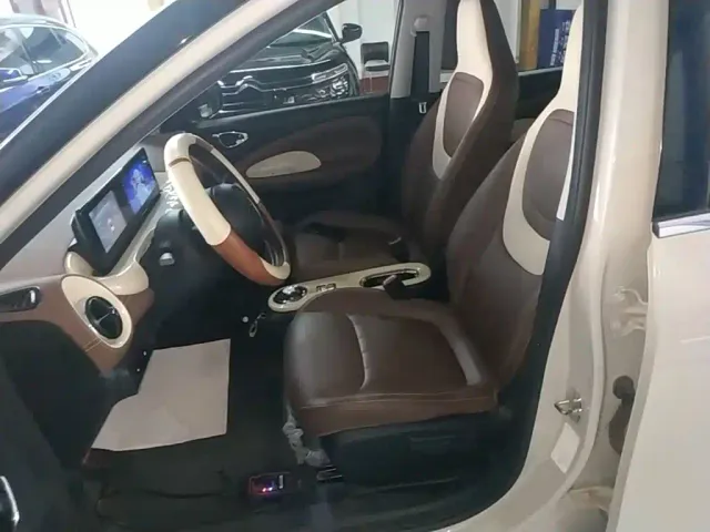 Wuling Bingo — Фото автомобиля 14