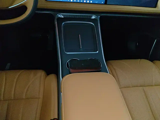 Xpeng G9 — Фото автомобиля 13