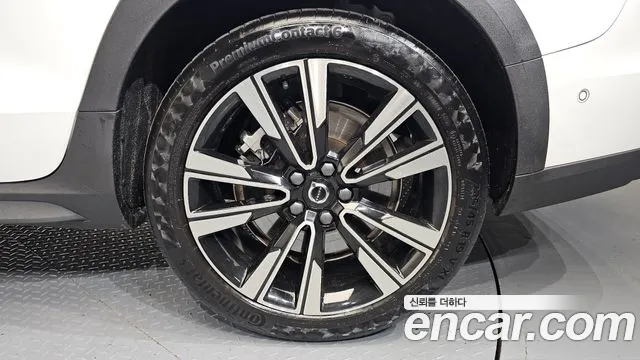 Вольво V60 V60 Cross Country 2 поколение B5 Ultimate AWD — Фото автомобиля 21