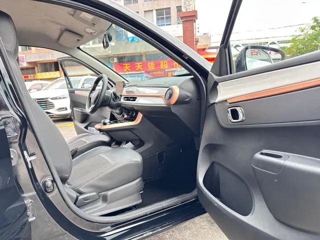 Dongfeng Nano BOX — Фото автомобиля 8