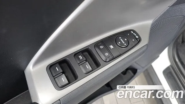 Kia Niro Niro Plus Air — Фото автомобиля 27