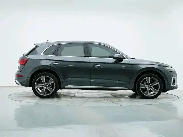 Audi Q5L — Фото автомобиля 8
