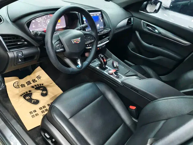 Cadillac CT5 — Фото автомобиля 10