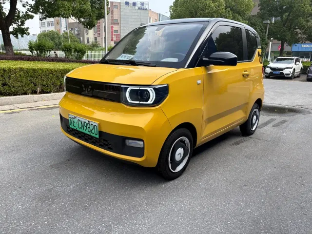 Фотография автомобиля — Wuling Hongguang Mini EV