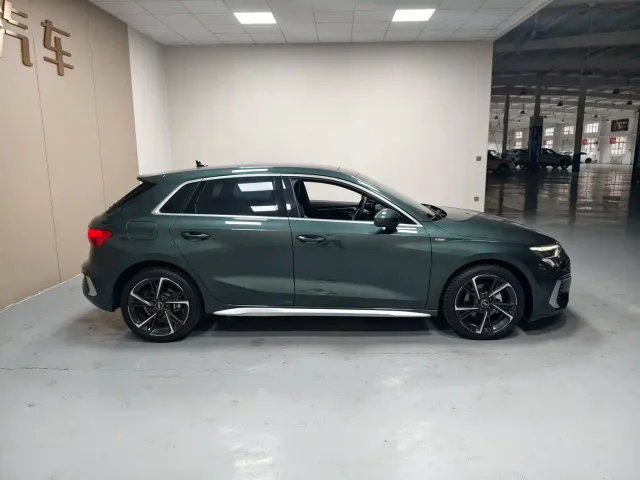 Audi Audi A3 2024 Model Sportback 35 TFSI Fashion Sport — Фото автомобиля 7
