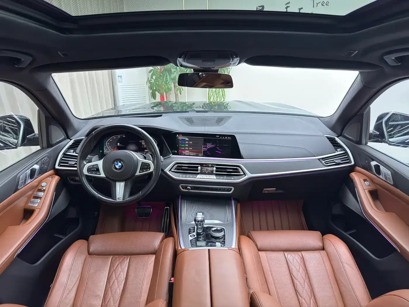 BMW BMW X7 2022 xDrive40i Exclusive M Sport Package — Фото автомобиля 4