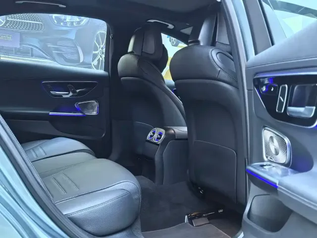 Mercedes-Benz C-Class — Фото автомобиля 24