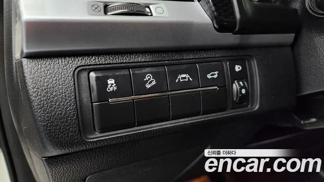 KG_Mobility_Ssangyong Rexton All Rexton Дизель 2.2 2WD — Фото автомобиля 6