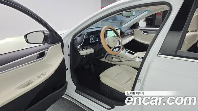 Hyundai Grandeur Grandeur (New) — Фото автомобиля 10