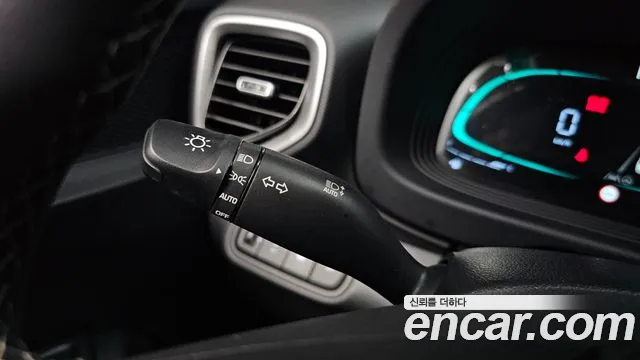 Hyundai Venue Venue 1.6 Premium — Фото автомобиля 29