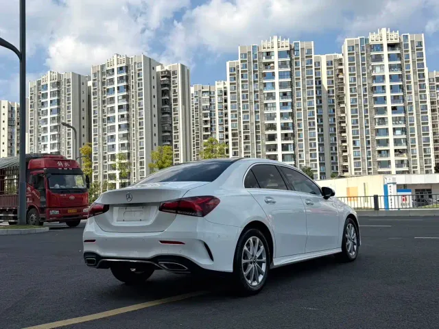 Mercedes-Benz A-Class — Фото автомобиля 7
