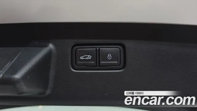 Genesis GV60 — Фото автомобиля 25