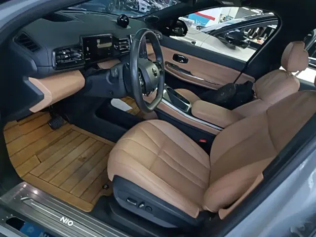 NIO NIO ES8 2020 580KM 6-Seater — Фото автомобиля 15