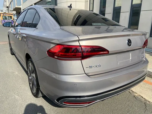 Volkswagen Bora — Фото автомобиля 21