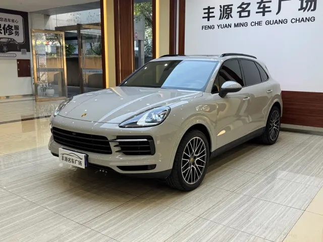 Фотография автомобиля — Porsche Cayenne