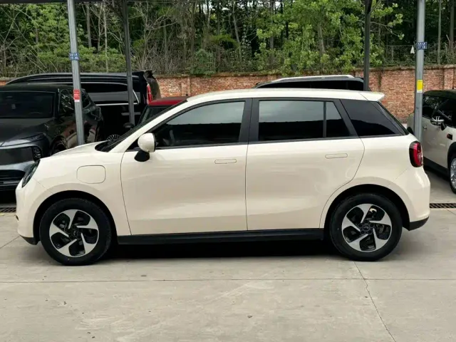 JAC Yiwei 3 — Фото автомобиля 3