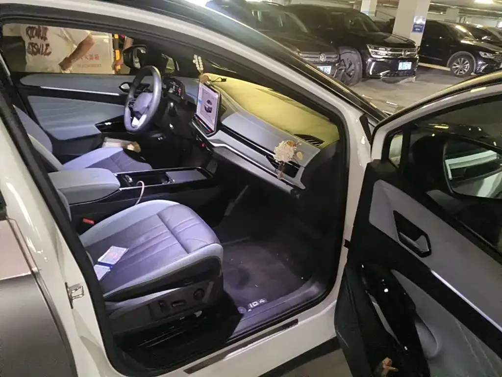 Volkswagen Volkswagen ID.4 X 2025 Smart Edition Outstanding — Фото автомобиля 12